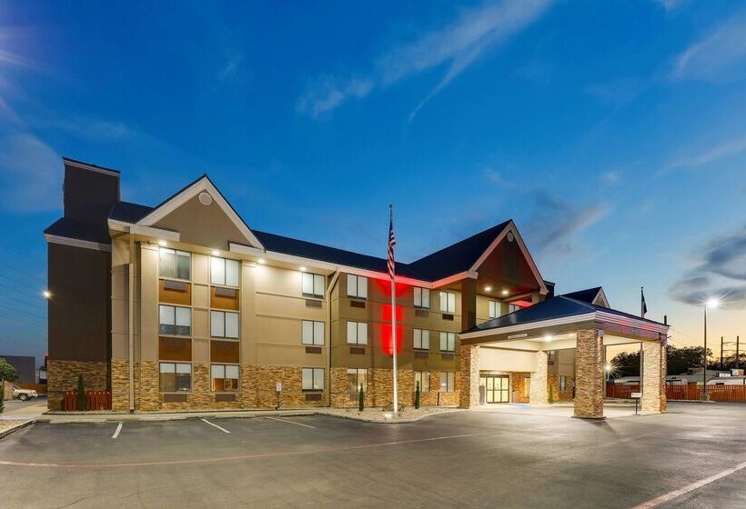 هتل Best Western Plus Riata