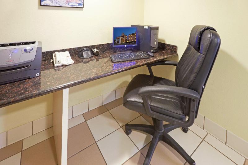 هتل Best Western Plus Riata