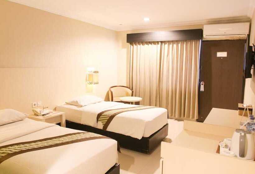 هتل Cakra Kusuma