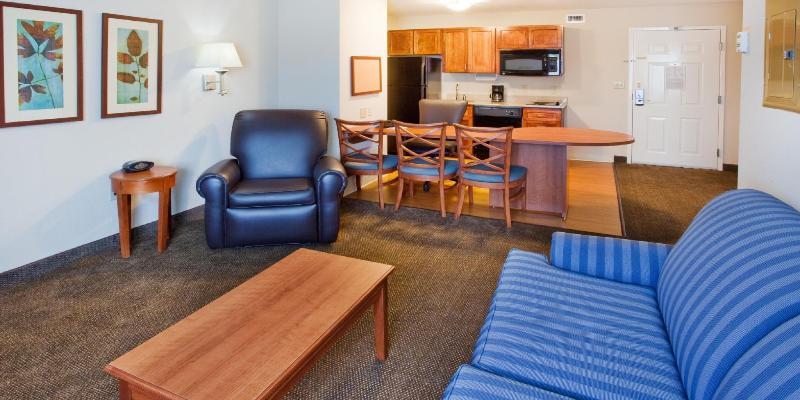 هتل Candlewood Suites Macon By Ihg