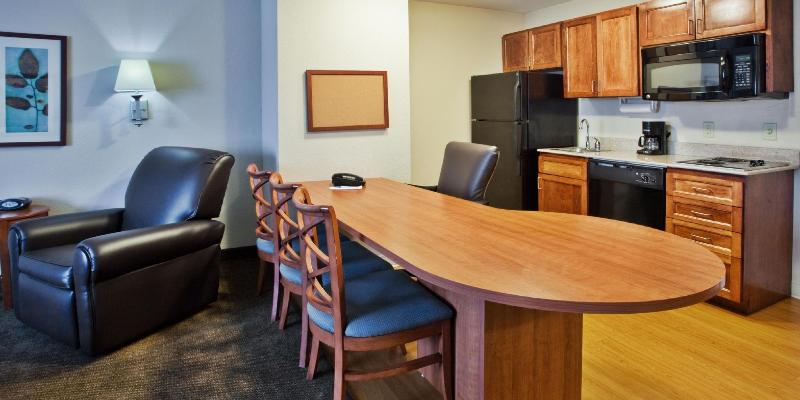 هتل Candlewood Suites Macon By Ihg