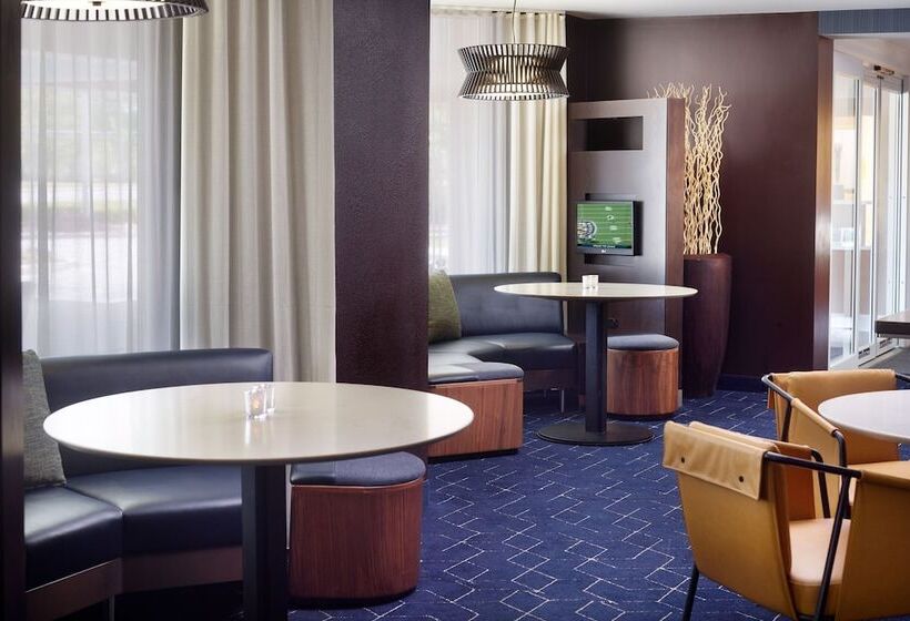 هتل Courtyard By Marriott Myrtle Beach Broadway