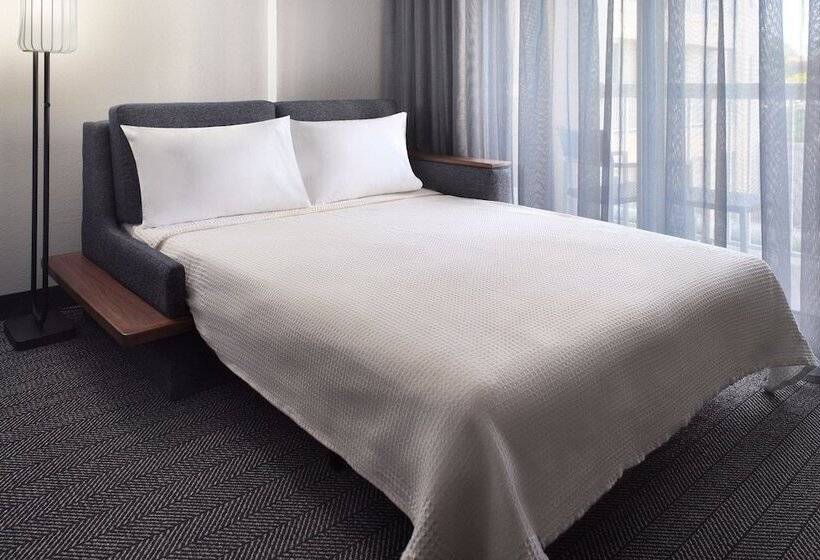 هتل Courtyard By Marriott Myrtle Beach Broadway