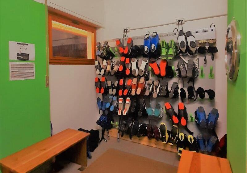 هتل Crampon