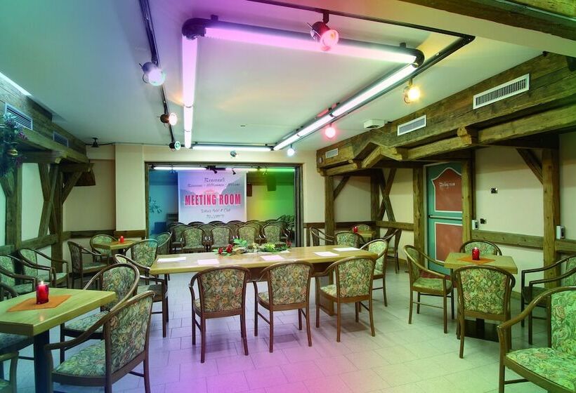 هتل Dolomiti Schloss