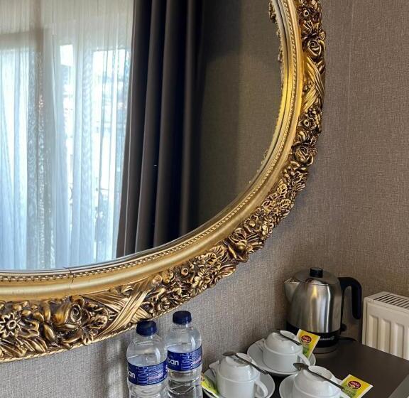 Fotos del hotel Flower Palace:  20