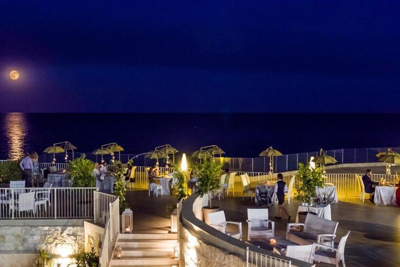 호텔 Forte Village Resort  Villa Del Parco & Spa