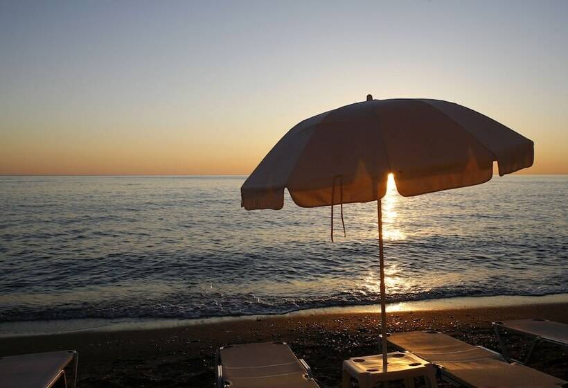 هتل Glaros Beach