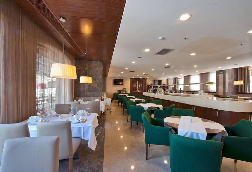 Fotos del hotel Grand S:  53