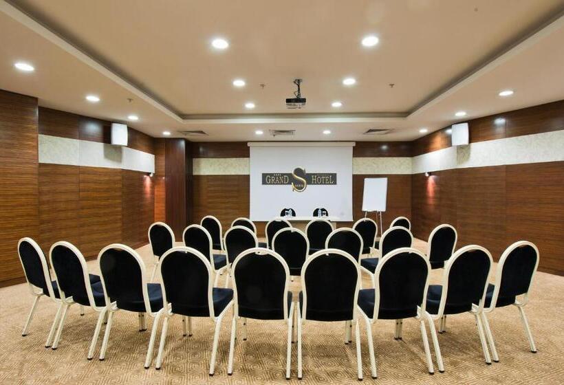 Fotos del hotel Grand S:  22