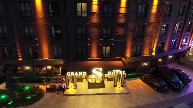 Fotos del hotel Grand S:  60