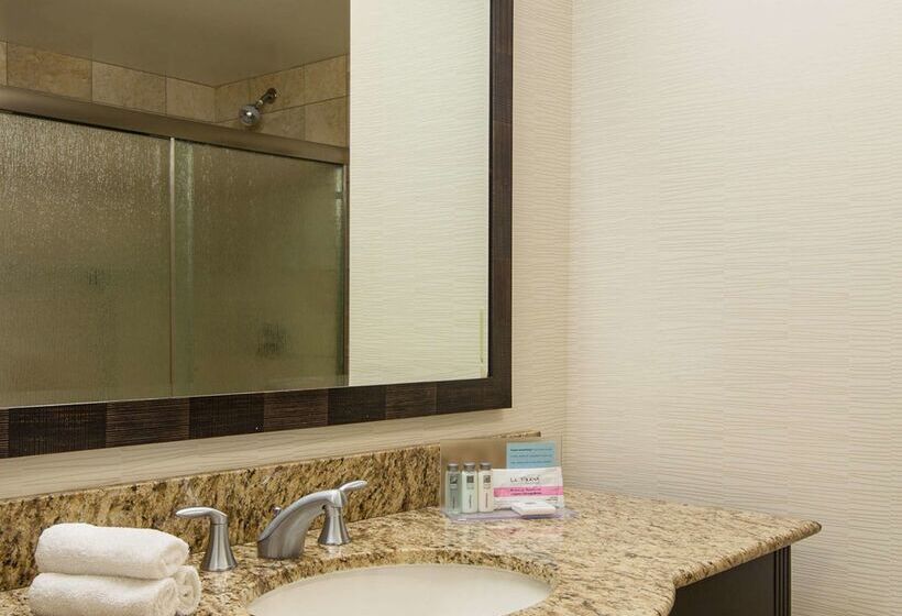 Отель Hampton Inn & Suites Phoenix Chandler Fashion Center Az