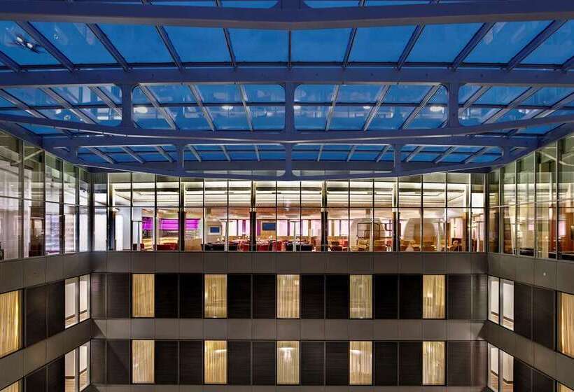 Fotos del hotel Hilton Frankfurt Airport:  2