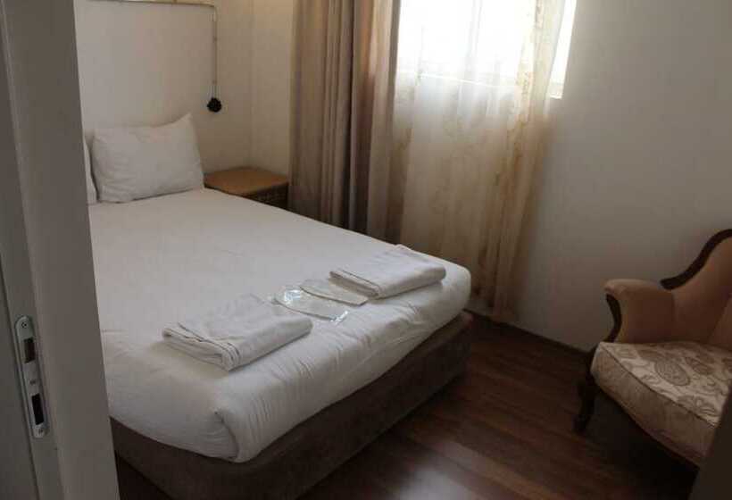 Fotos del hotel Istanbul Holiday:  3