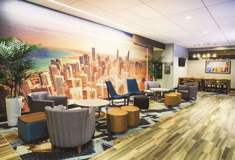 هتل La Quinta By Wyndham Chicago Downtown