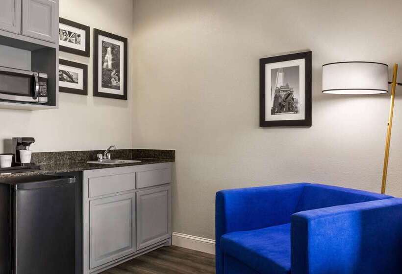 هتل La Quinta By Wyndham Mt. Laurel Philadelphia