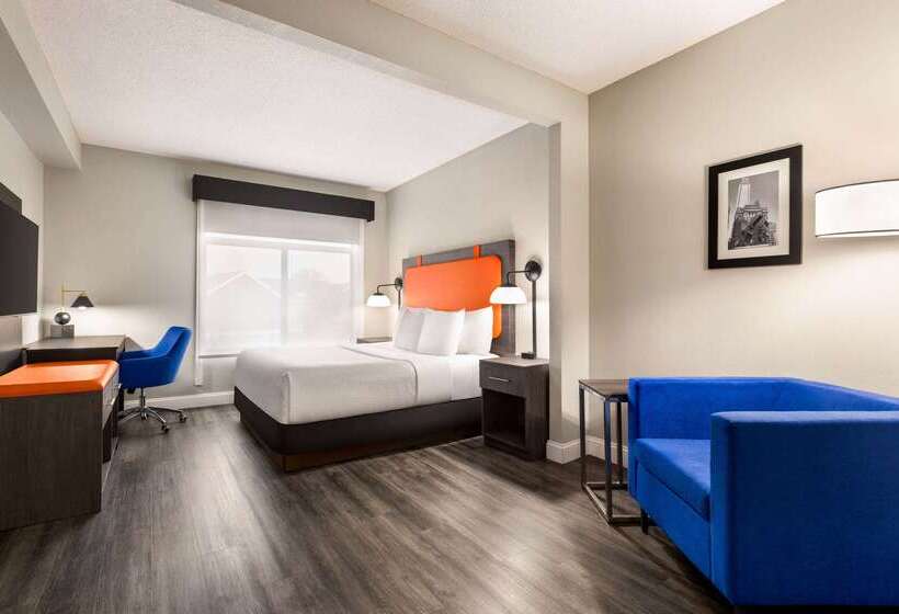 هتل La Quinta By Wyndham Mt. Laurel   Philadelphia