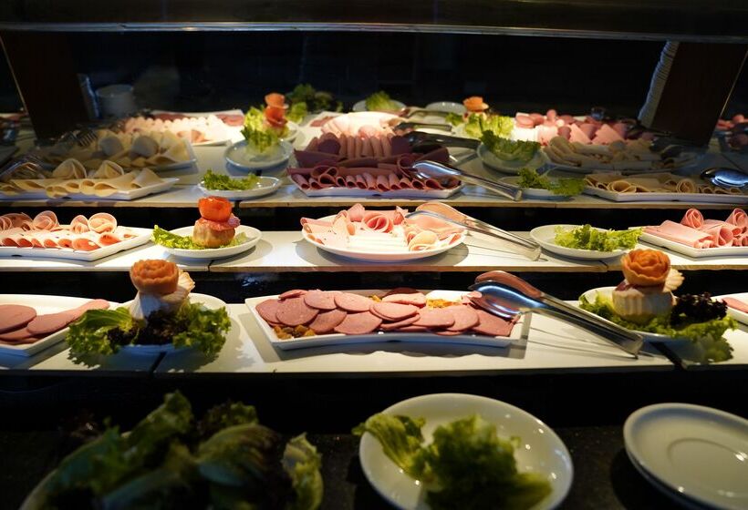 هتل Manaspark Deluxe