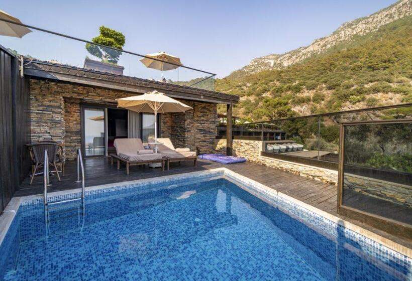 هتل Manaspark Deluxe