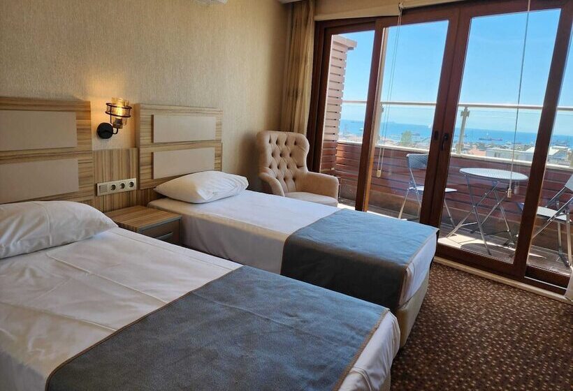 Fotos del hotel Nanda:  3