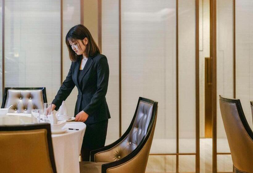 בית מלון כפרי Pullman Shanghai Jing An