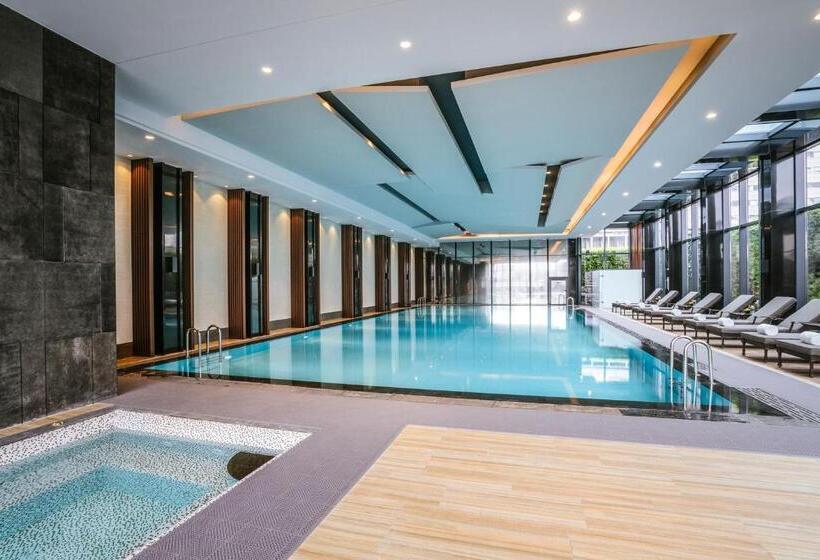 בית מלון כפרי Pullman Shanghai Jing An