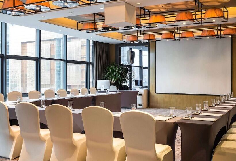 Hotel Pullman Shanghai Jing An