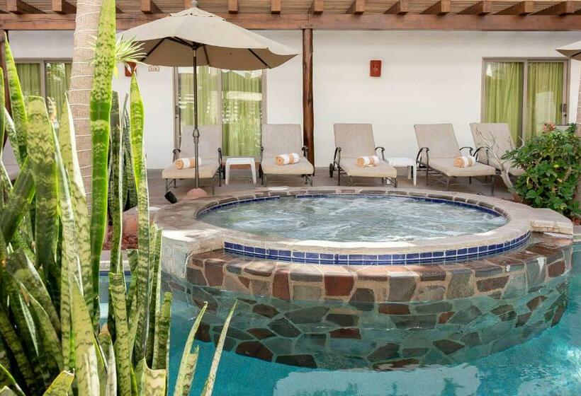 هتل Santa Fe Loreto by Villa Group