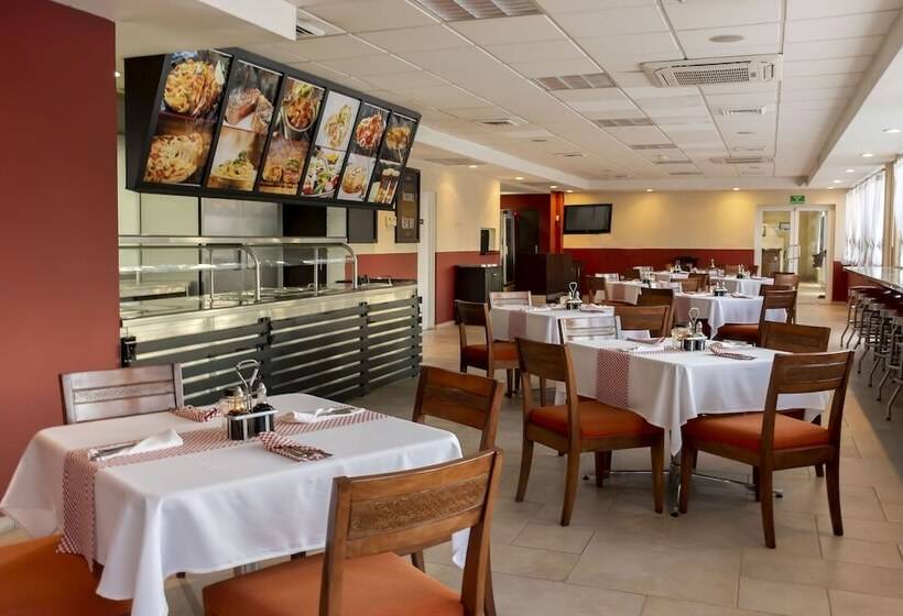 هتل Santa Fe Loreto by Villa Group
