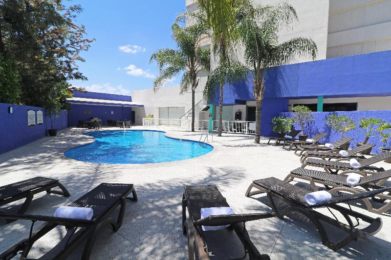 هتل Staybridge Suites Guadalajara Expo, An Ihg