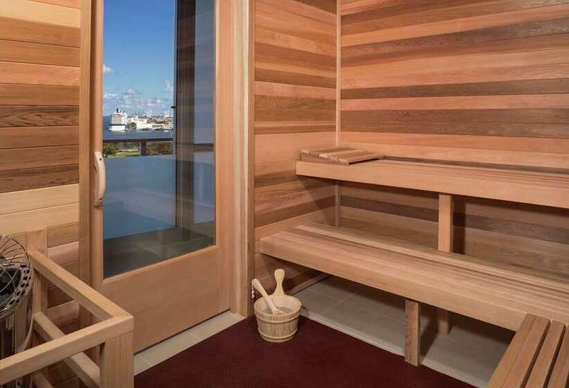 Fotos del hotel The Gabriel Miami Downtown, Curio Collection By Hilton:  12