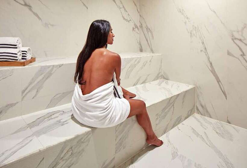 Fotos del hotel The Gabriel Miami Downtown, Curio Collection By Hilton:  13