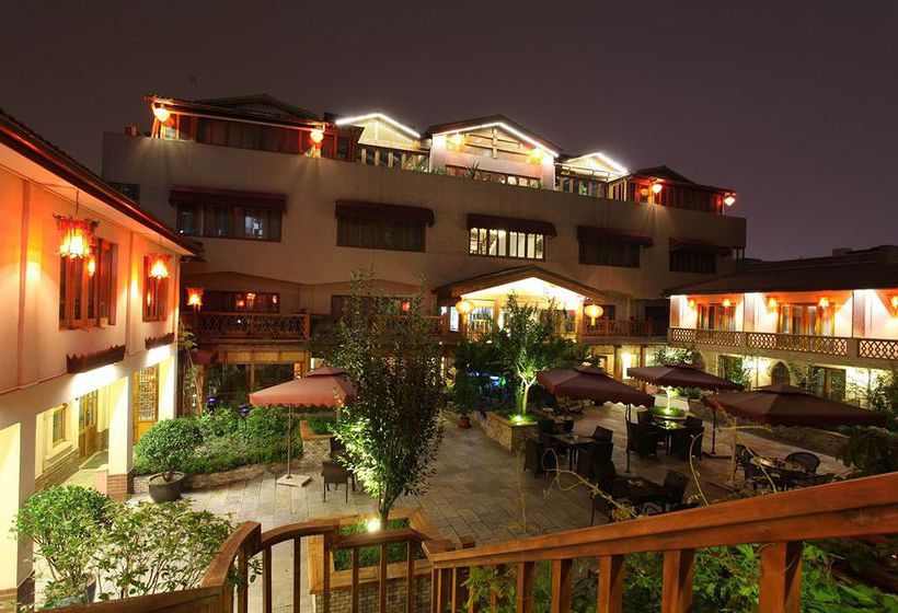 Red Wall Garden Hotel