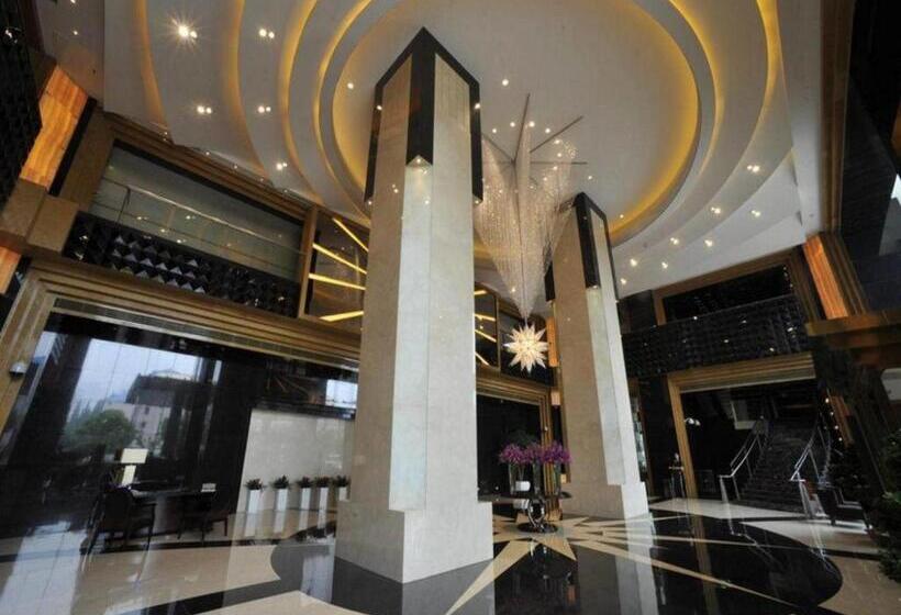 هتل Grand Soluxe Zhongyou