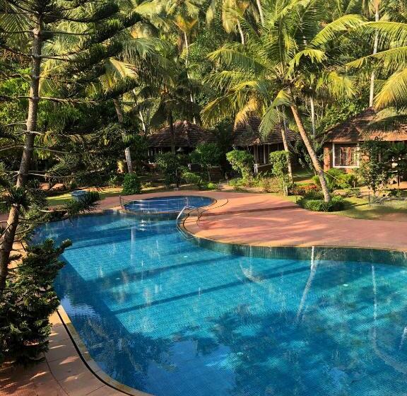 هتل Abad Harmonia Ayurvedic Beach Resort