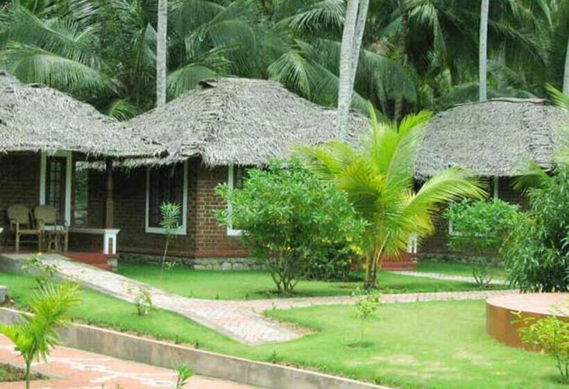 هتل Abad Harmonia Ayurvedic Beach Resort