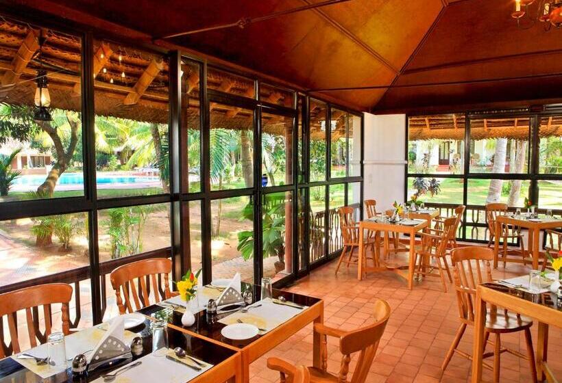 هتل Abad Harmonia Ayurvedic Beach Resort