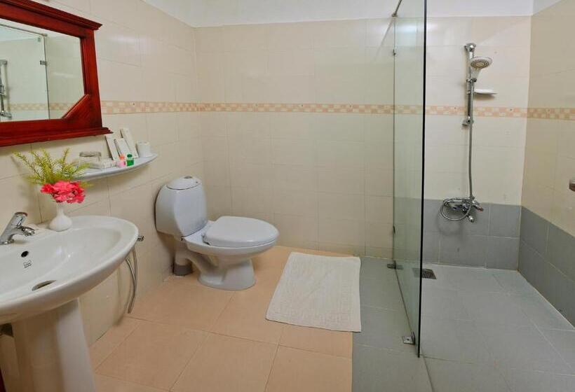 هتل Abad Harmonia Ayurvedic Beach Resort