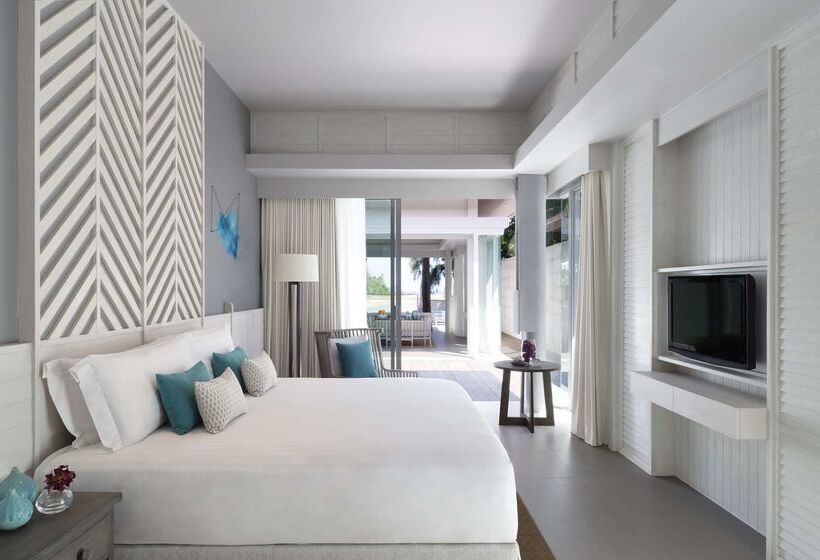 هتل Avani Plus Samui Resort