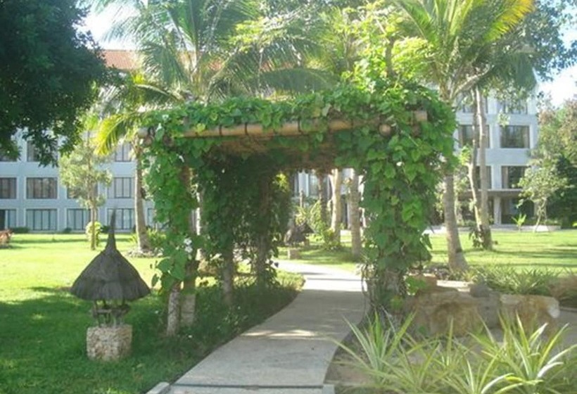 هتل Bintang Flores