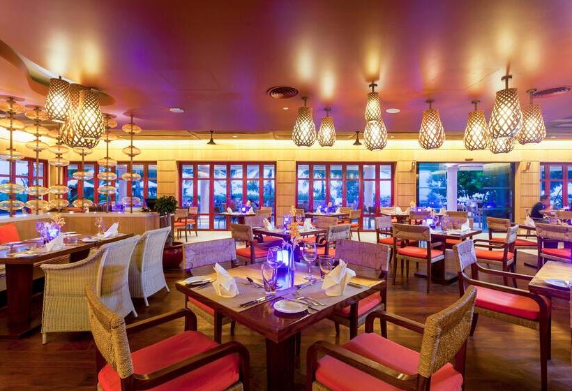 هتل Centara Grand Beach Resort Phuket   Sha Plus