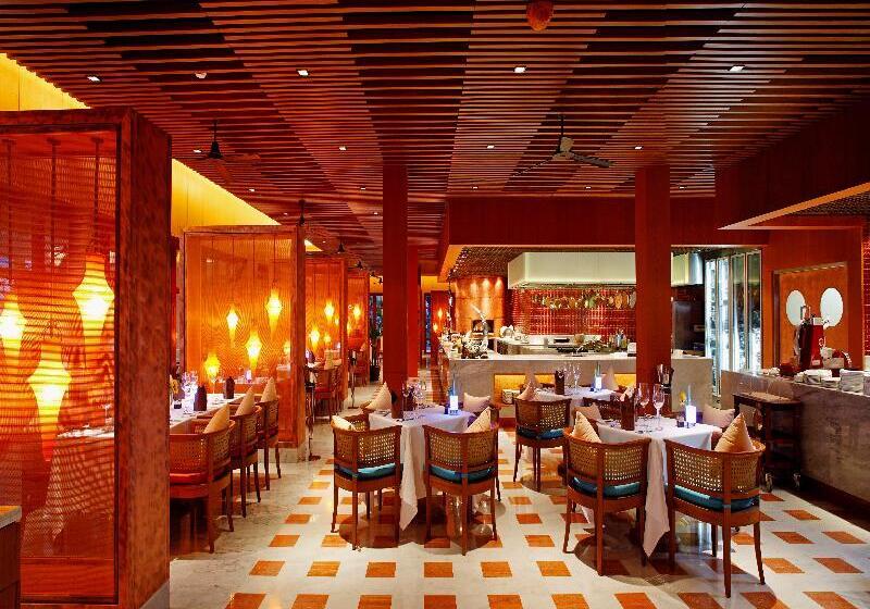 هتل Centara Grand Beach Resort Phuket   Sha Plus