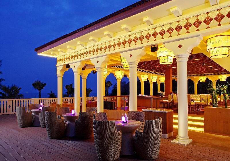 هتل Centara Grand Beach Resort Phuket   Sha Plus