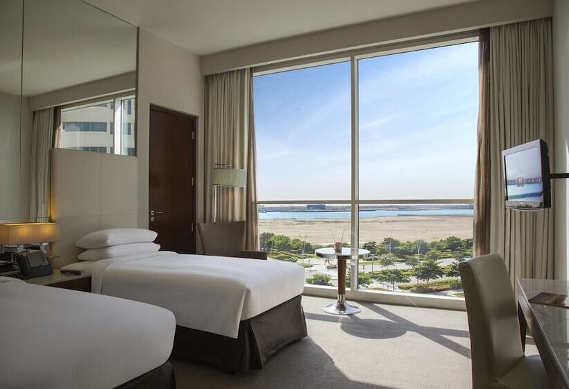 هتل Centro Yas Island By Rotana