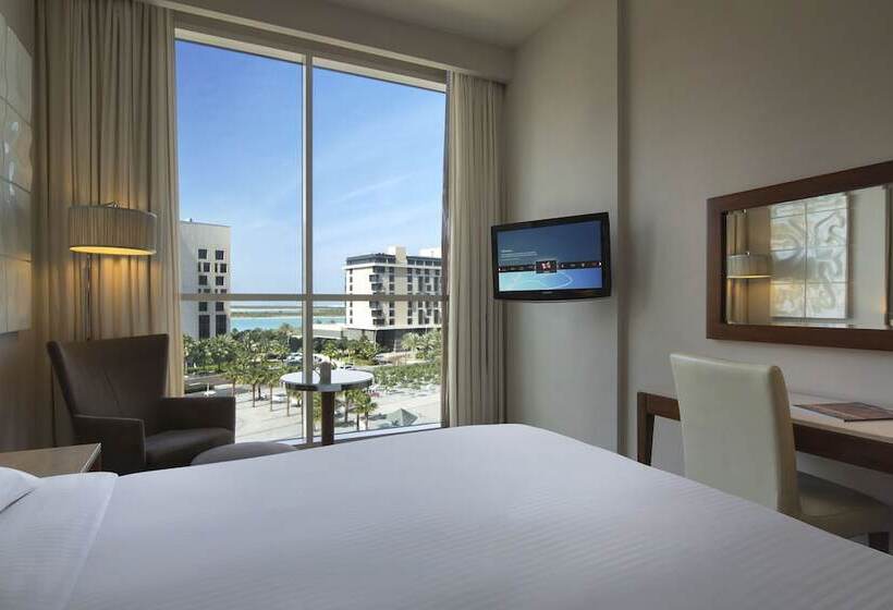 هتل Centro Yas Island By Rotana