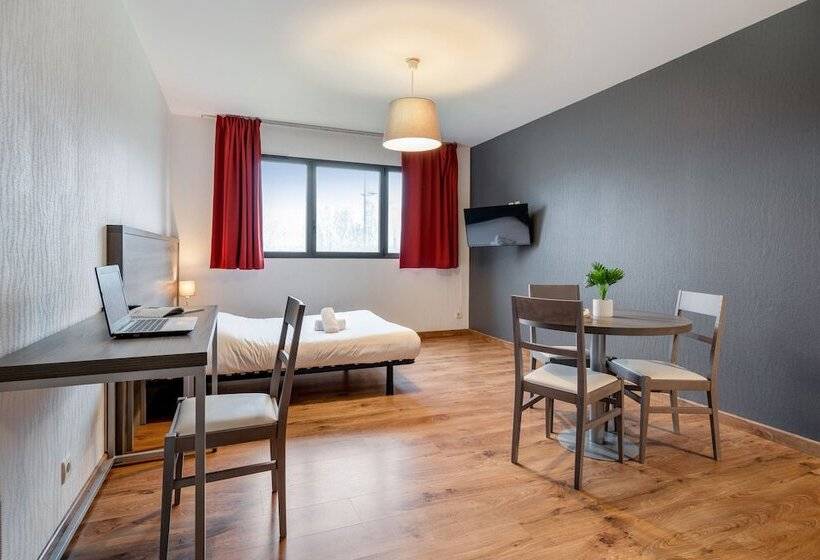 هتل Zenitude Hôtel Résidences Nantes Métropole