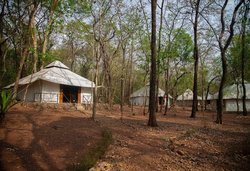 هتل Dudhsagar Spa Resort