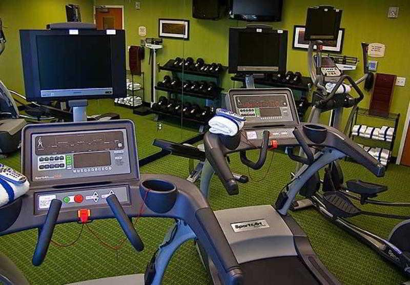 هتل Fairfield Inn & Suites Tampa Fairgrounds/casino