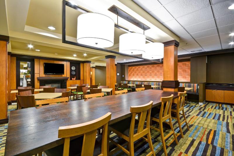هتل Fairfield Inn & Suites Tampa Fairgrounds/casino