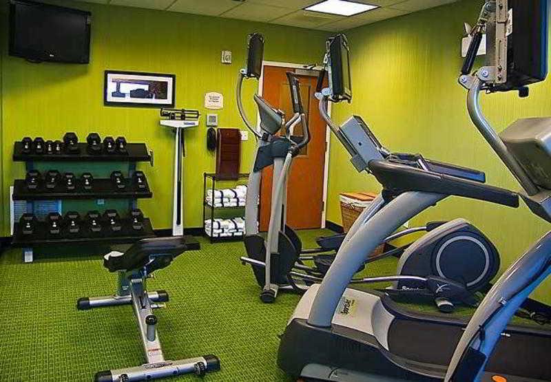 هتل Fairfield Inn & Suites Tampa Fairgrounds/casino
